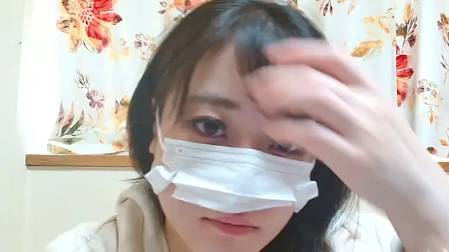 Snapshot of liliyRiSAcha-n chatting on 02-14-26, 06:24 liliyRiSAcha-n online show from 02-14-26, 06:24