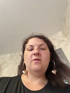 Snapshot of Taisia_W chatting on 07-13-26, 10:47 Taisia W online show from 07-13-26, 10:47