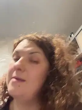 Snapshot of Taisia_W chatting on 11-17-25, 07:01 Taisia W online show from 11-17-25, 07:01