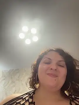 Snapshot of Taisia_W chatting on 02-18-26, 07:17 Taisia W online show from 02-18-26, 07:17