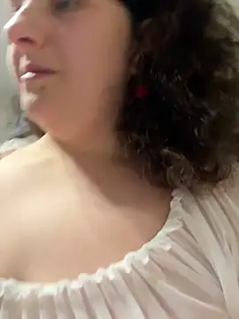 Snapshot of Taisia_W chatting on 10-13-25, 06:59 Taisia W online show from 10-13-25, 06:59