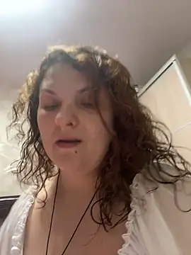 Snapshot of Taisia_W chatting on 11-24-25, 06:13 Taisia W online show from 11-24-25, 06:13