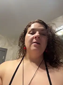 Snapshot of Taisia_W chatting on 01-07-26, 08:08 Taisia W online show from 01-07-26, 08:08