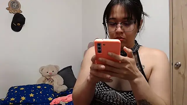 lady hot2xx online show from 06-23-26, 01:47