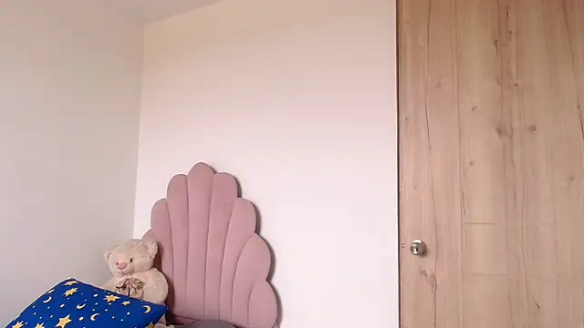 lady hot2xx online show from 07-20-26, 05:15