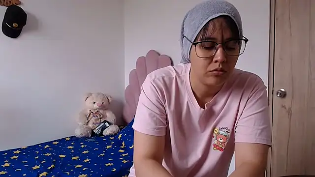 lady hot2xx online show from 06-26-26, 04:24
