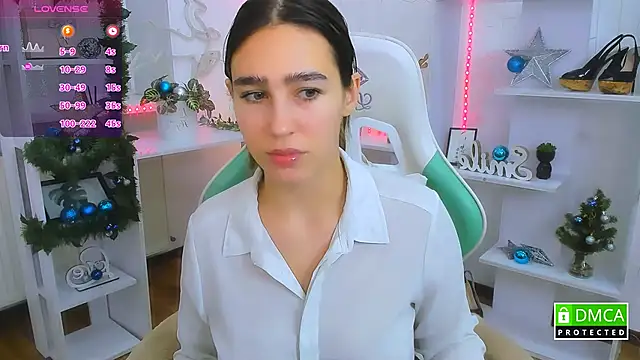  Eliizabeth  online show from 12-20-25, 10:01