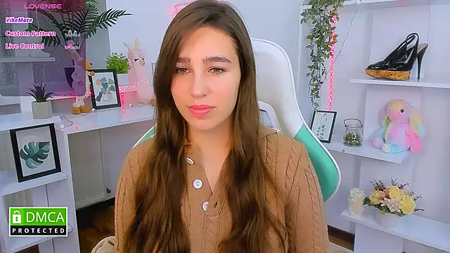  Eliizabeth  online show from 10-22-25, 09:13