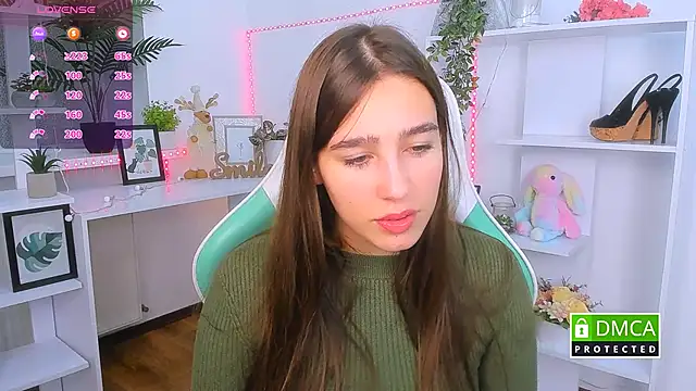  Eliizabeth  online show from 11-02-25, 09:31