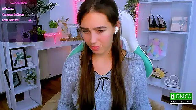  Eliizabeth  online show from 12-02-25, 10:33