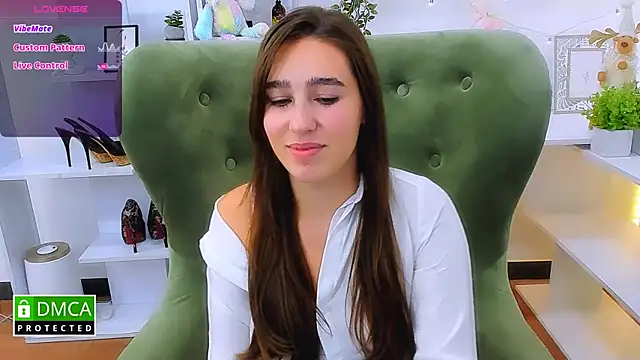  Eliizabeth  online show from 10-07-25, 09:16