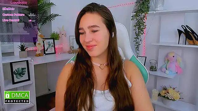  Eliizabeth  online show from 10-17-25, 08:54