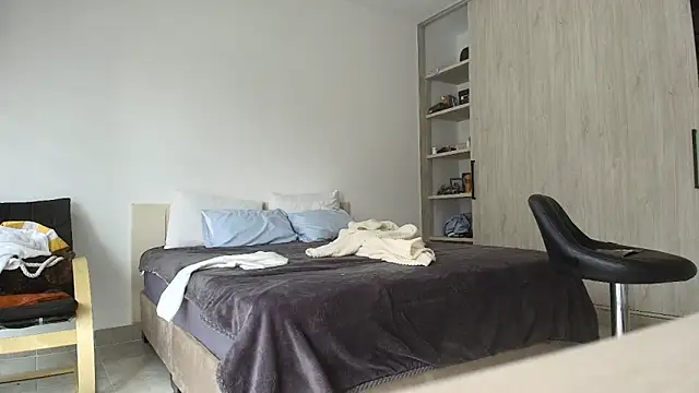 roxana collins online show from 03-08-26, 02:42