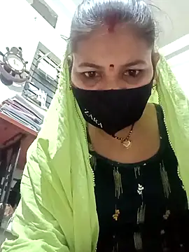 Riyaa-Devi online show from 12-22-25, 05:46