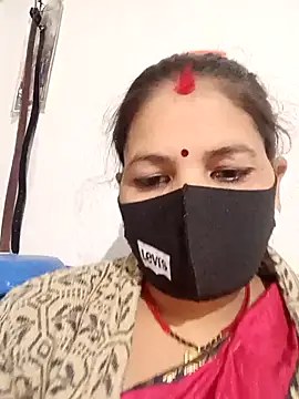 Riyaa-Devi online show from 12-18-24, 04:38