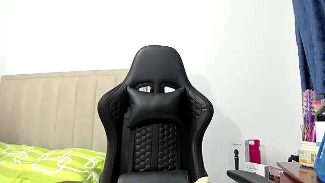 Chloemiller89 online show from 10-25-25, 10:32