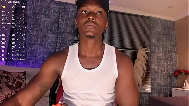 DannSmmith online show from 04-17-26, 03:42