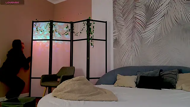 Marie Diaze online show from 07-17-26, 05:04