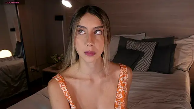 lua ferch   online show from 05-30-26, 01:17