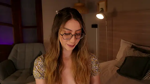 lua ferch   online show from 12-20-25, 01:03