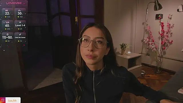 Snapshot of lua_ferch__ chatting on 02-26-25, 05:21 lua ferch online show from 02-26-25, 05:21
