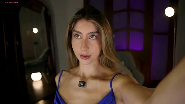 lua ferch   online show from 06-12-26, 01:42