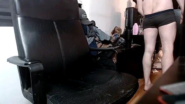 Snapshot of leanjamesdean chatting on 03-01-25, 12:56 leanjamesdean online show from 03-01-25, 12:56