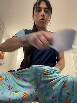 missdirtyhot  online show from 03-02-25, 06:46