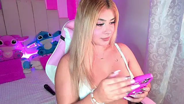 AliiceBrown  online show from 10-01-25, 04:17