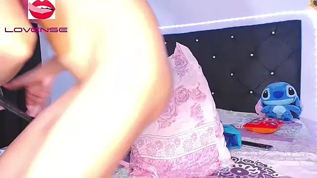 Snapshot of tylor_19 chatting on 02-15-25, 08:56 tylor 19 online show from 02-15-25, 08:56