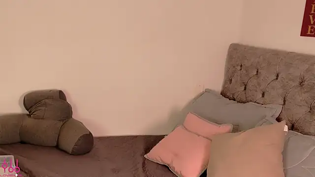 Samara Kim online show from 04-10-26, 08:38