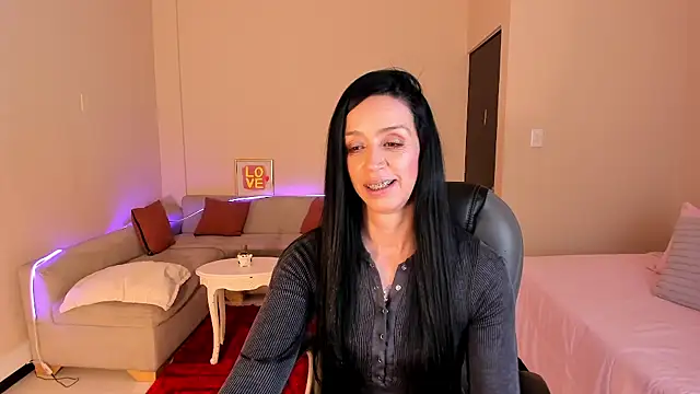 Kristen Garner online show from 07-14-26, 07:42
