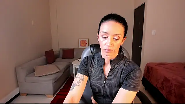 Kristen Garner online show from 04-04-26, 08:26