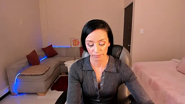 Kristen Garner online show from 06-10-26, 08:32