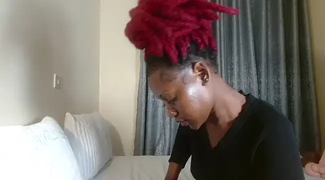 Snapshot of Elegant_Ebony chatting on 02-24-25, 10:25 Elegant Ebony online show from 02-24-25, 10:25