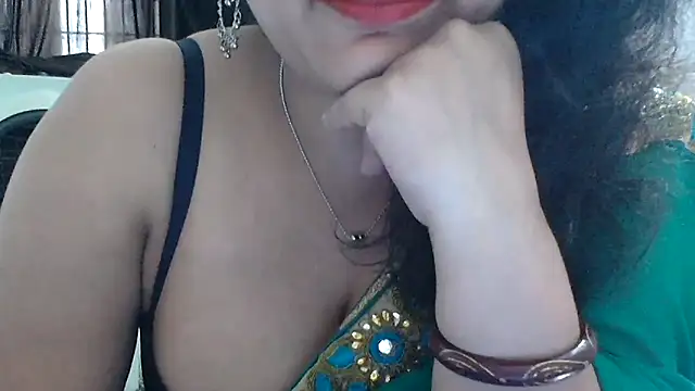 Snapshot of Maria_55 chatting on 05-05-26, 08:06 Maria 55 online show from 05-05-26, 08:06