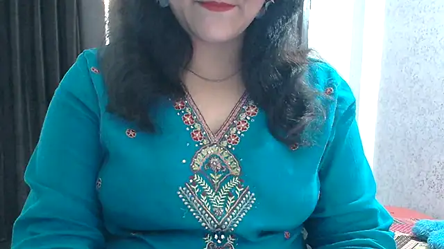 Maria 55 online show from 04-17-26, 05:43