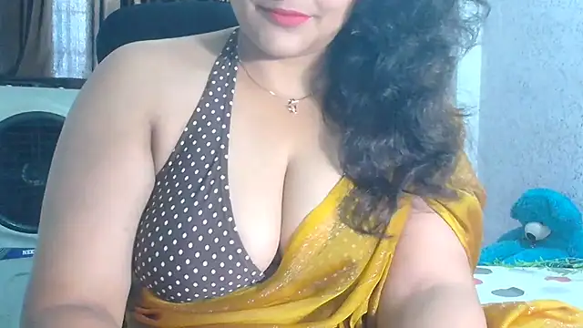Snapshot of Maria_55 chatting on 06-25-26, 05:56 Maria 55 online show from 06-25-26, 05:56