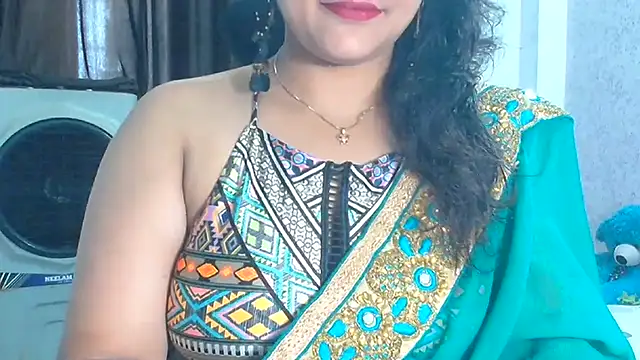 Snapshot of Maria_55 chatting on 06-17-26, 06:13 Maria 55 online show from 06-17-26, 06:13