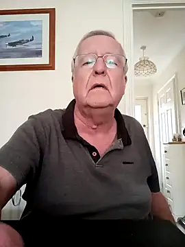 loveeatingcunts online show from 02-04-25, 03:15