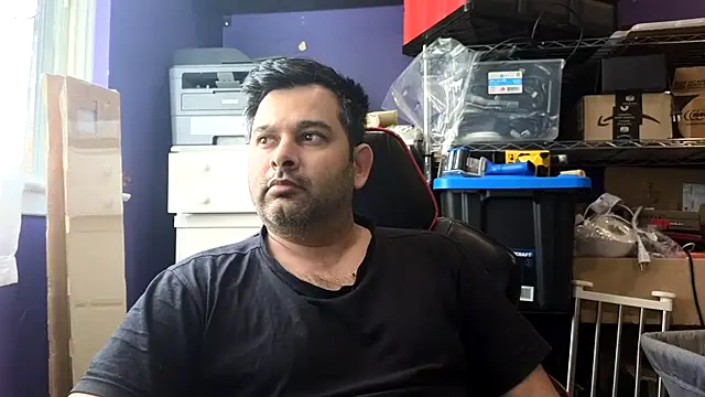Snapshot of Sakhtlaundaz chatting on 05-15-26, 01:20 Sakhtlaundaz online show from 05-15-26, 01:20