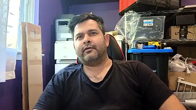 Snapshot of Sakhtlaundaz chatting on 05-16-26, 09:03 Sakhtlaundaz online show from 05-16-26, 09:03