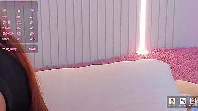 EmilyEvans7 online show from 04-21-26, 01:42