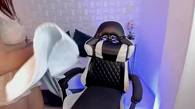 anny rouse24 online show from 01-10-26, 02:07