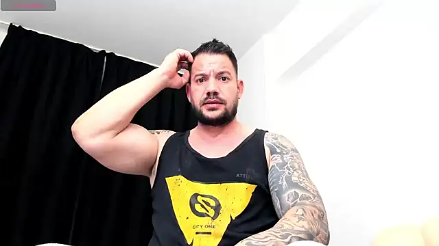 musclemonster31 online show from 12-15-25, 11:31