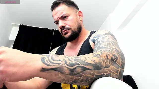 musclemonster31 online show from 10-13-25, 06:59