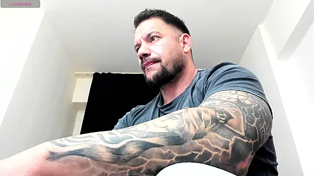 musclemonster31 online show from 02-12-26, 10:09