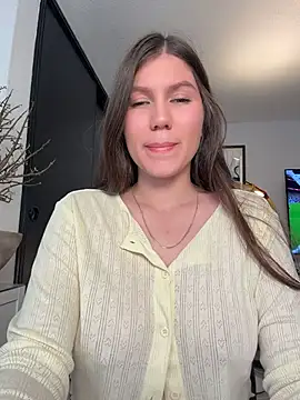Snapshot of AmelieLaurent_ chatting on 06-20-26, 04:50 AmelieLaurent online show from 06-20-26, 04:50