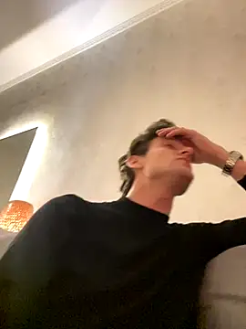 Snapshot of ETHAN_MOORE chatting on 10-10-25, 03:02 ETHAN MOORE online show from 10-10-25, 03:02