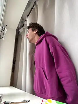 Snapshot of ETHAN_MOORE chatting on 09-16-25, 01:01 ETHAN MOORE online show from 09-16-25, 01:01